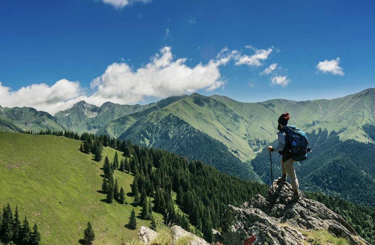 Houd je van wandelen? Probeer dan eens een wandeltocht in Europa
