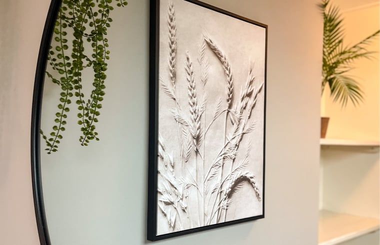 Natuerliche Kunst an der Wand im Ferienhaus in De Cocksdorp, Texel.