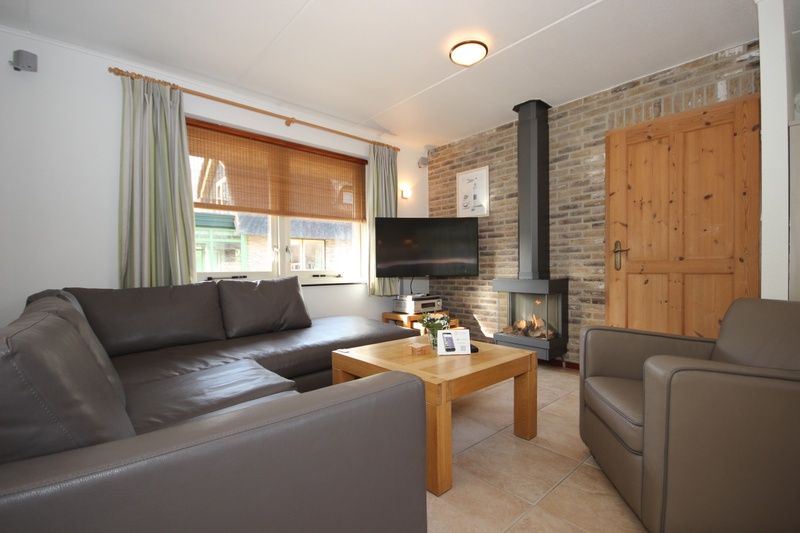 Gemuetliches Wohnzimmer in Villa De Witte Hoek Wintergarten haustierfrei, Ferienhaus in De Cocksdorp, Texel.