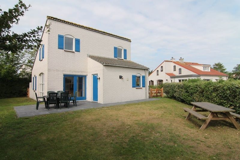 Guest house 0101666 - Holiday property Texel - Vakantiehuis E 421