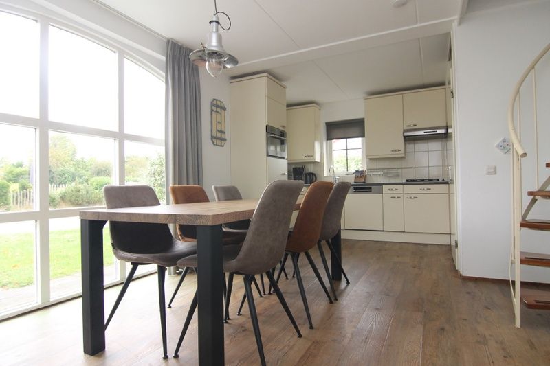 Guest house 0101666 - Holiday property Texel - Vakantiehuis E 421