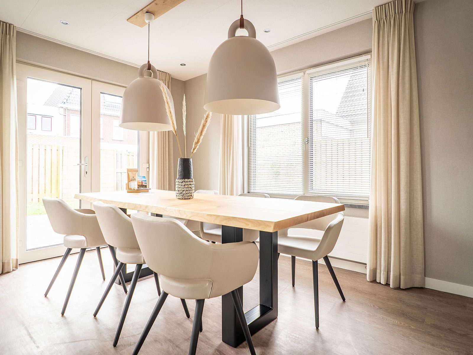 Guest house 0101753 - Bungalow Texel - Hodshonstraat B-12