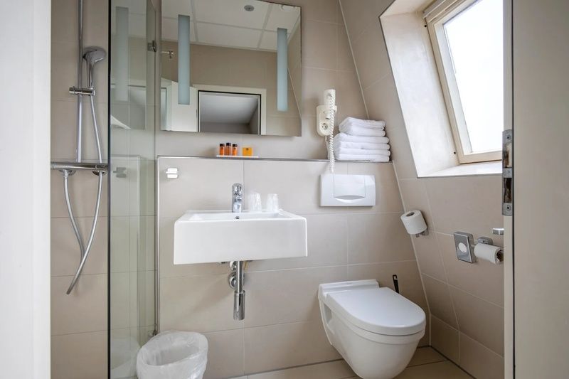 Unterkunft 01021026 - Ferienhaus Texel - Eenpersoons ruime kamer - Douche/toilet
