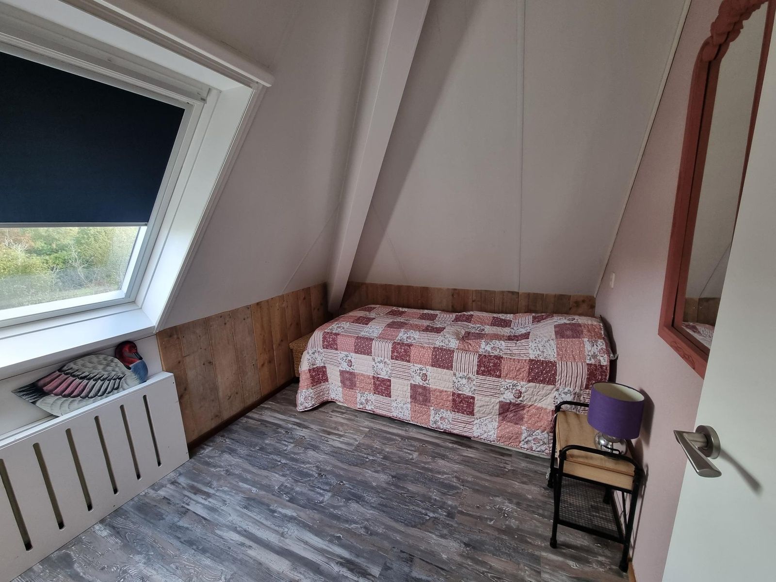 Single room in Residence California - Geborchenheit - 361, vacation home on Texel, with cozy furnishings.