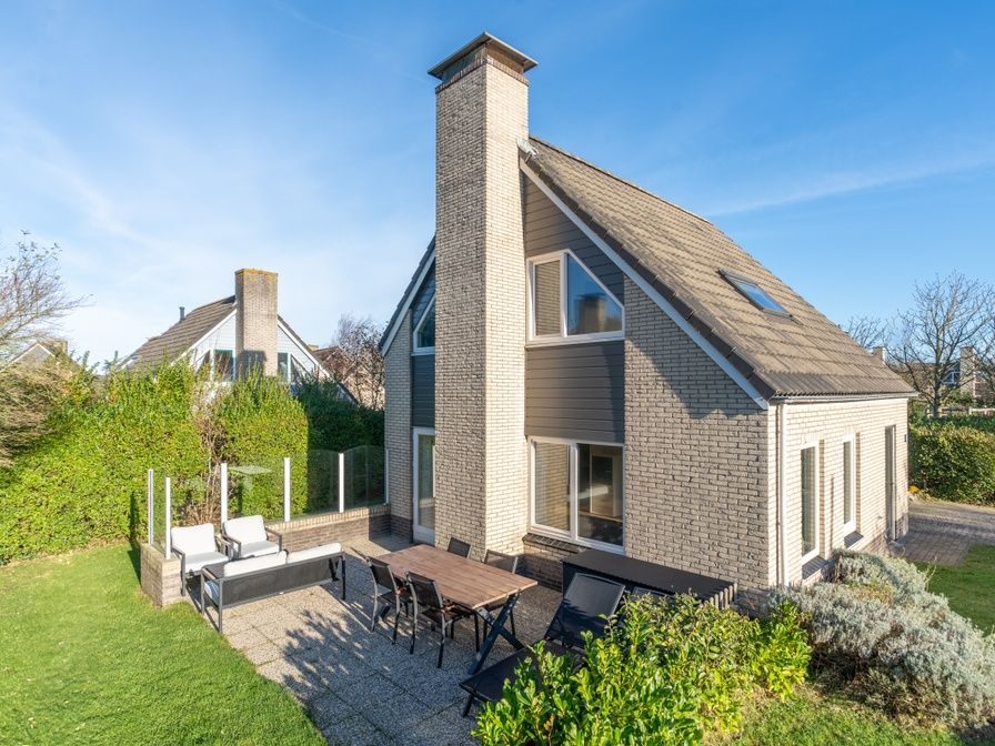 Ferienhaus Kamperfoelie 97 in De Koog, Texel mit grossem Garten und Terrasse fuer ultimative Entspannung auf den Watteninseln.