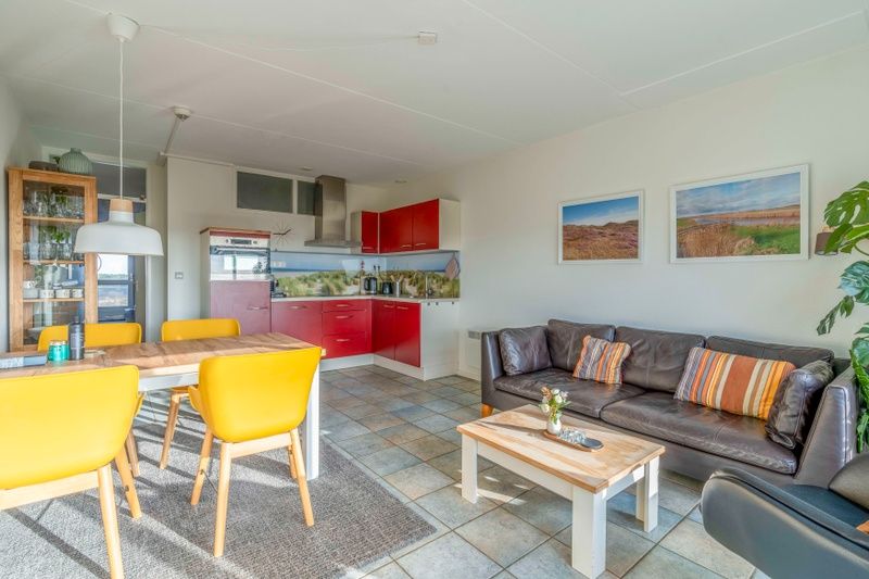Open kitchen and dining area of Apartment Juliana 142 Island and Sea View in De Koog Texel.