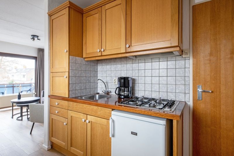 Voll ausgestattete Kueche in Zwei Personen Wohnung gross - erster Stock, De Koog, Texel, ideal fuer kulinarische Erlebnisse.