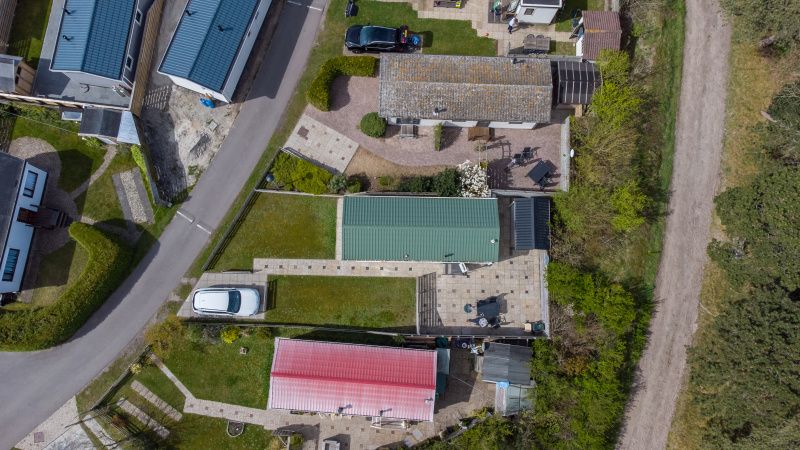 Top view of Chalet Bregkoog 205, vacation home in De Koog Texel with spacious garden.