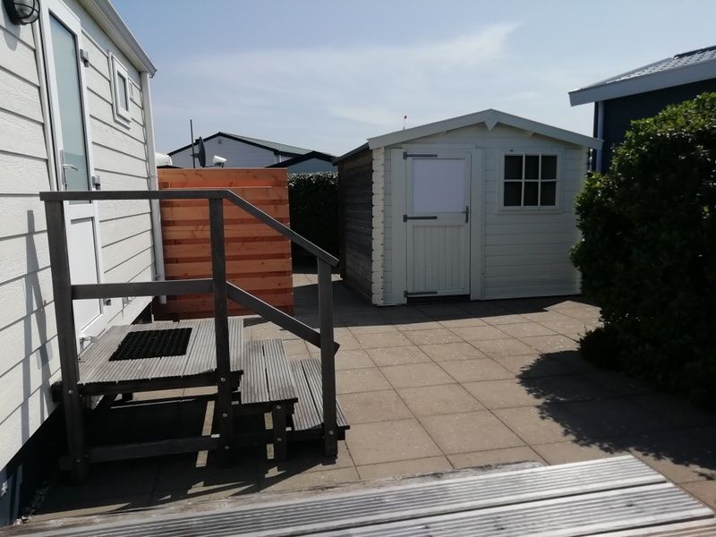 Chalet Bregkoog 47 'De Muy' with practical storage space. Vacation home in De Koog, Texel with convenient facilities.