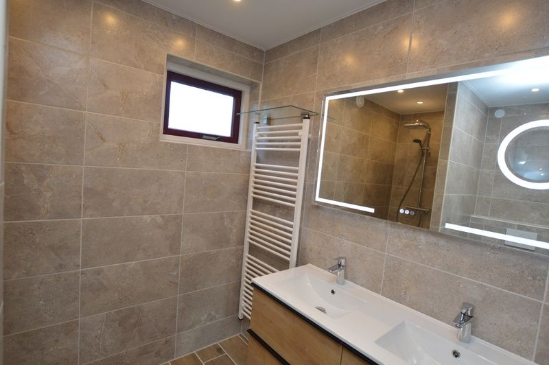 Luxury bathroom in Holiday home Stappeland 205, De Koog, Texel with modern amenities and stylish finishes.