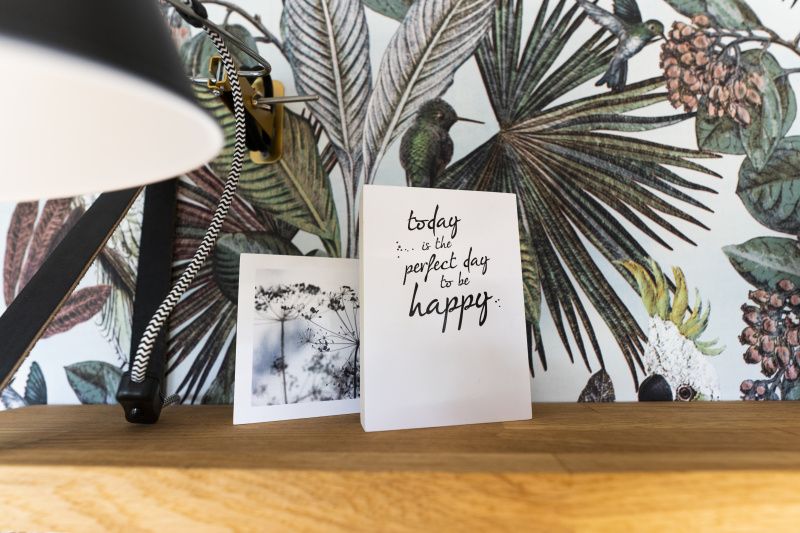 Detail of decoration in De Koperwiek vacation home De Koog Texel with inspirational quote.