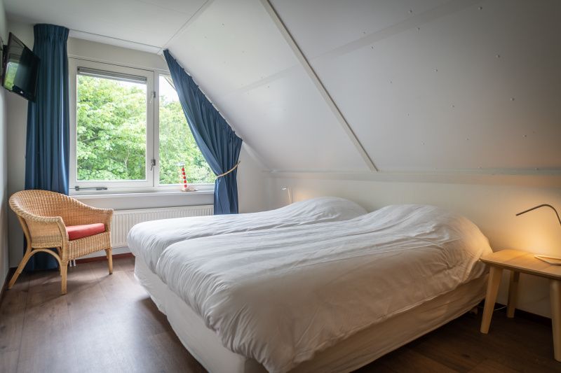 Second bedroom in Villa 6 persons with 2 bathrooms, De Koog, Texel. Cozy vacation home on the Wadden Islands.