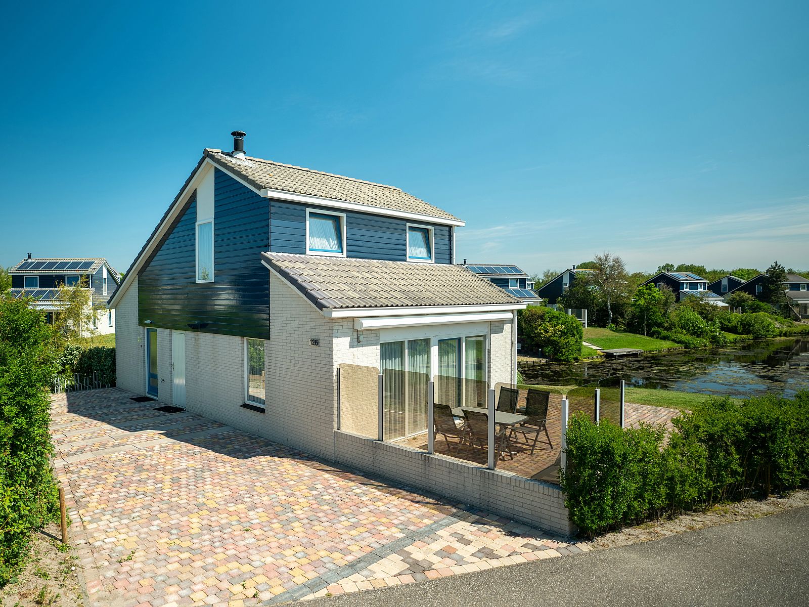 Guest house 0102503 - Bungalow Texel - Beach Park Texel | 6-persoons villa | 6L1