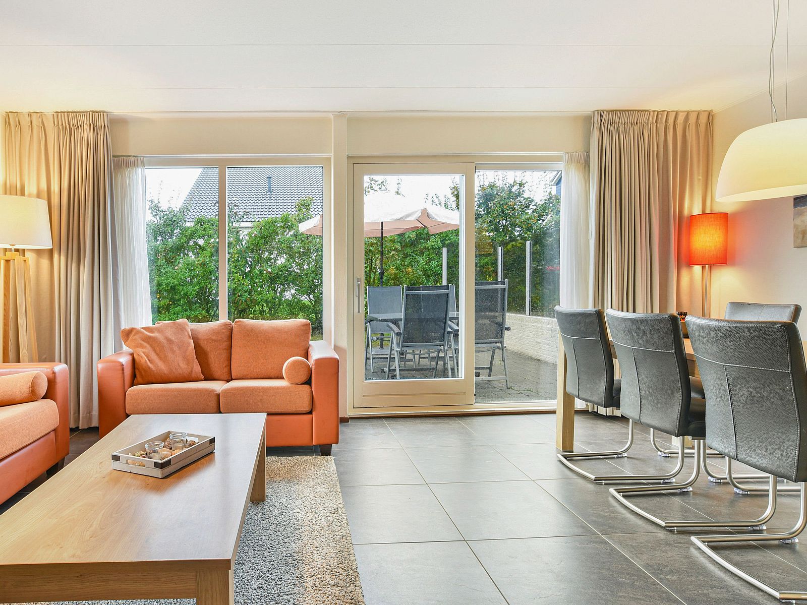 Guest house 0102503 - Bungalow Texel - Beach Park Texel | 6-persoons villa | 6L1