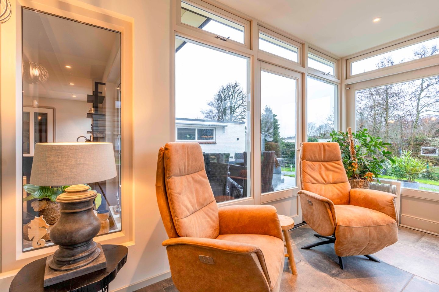 Komfortable Sitzecke im Huis ter Duin, Ferienhaus in De Koog, Texel mit Panoramablick.