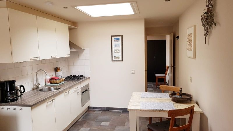 Voll ausgestattete Kueche im Ferienhaus 2, De Koog, Texel fuer eine koestliche Mahlzeit.