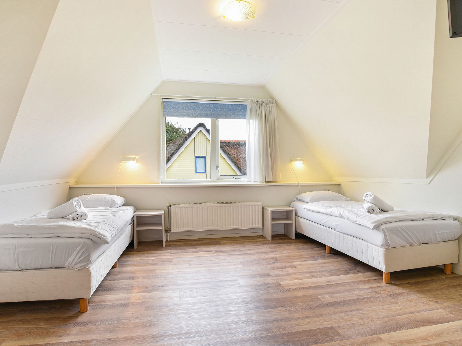 Unterkunft 010275 - Bungalow Texel - Villapark Vogelmient | 6-persoons villa | 6DL