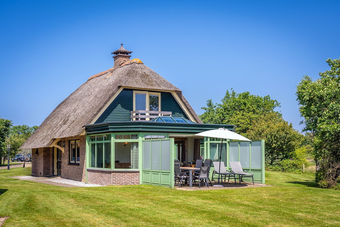 Guest house 0102965 - Holiday property Texel - Het Buitenhof villa 53 met serre