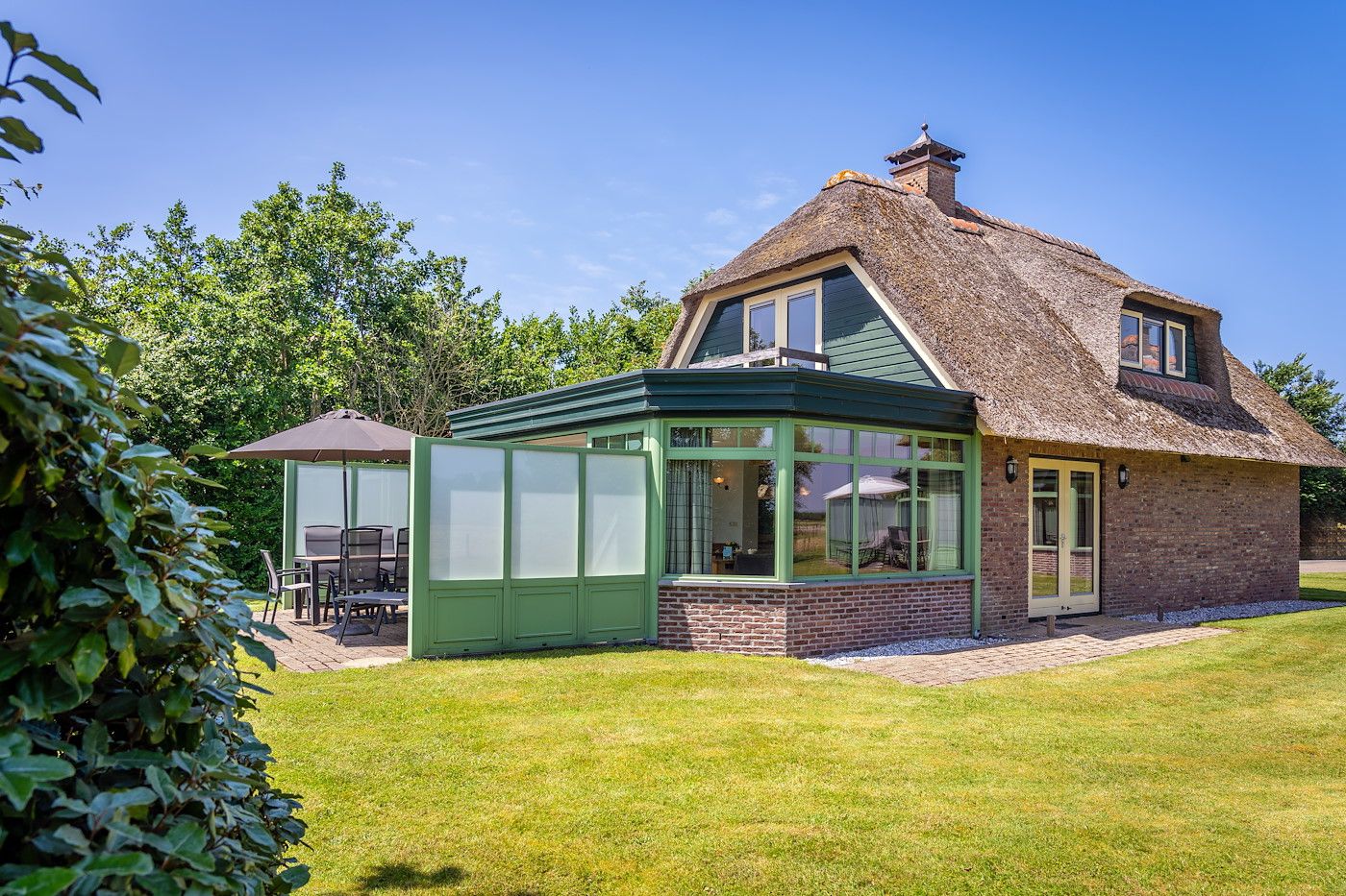 Guest house 0102965 - Holiday property Texel - Het Buitenhof villa 53 met serre