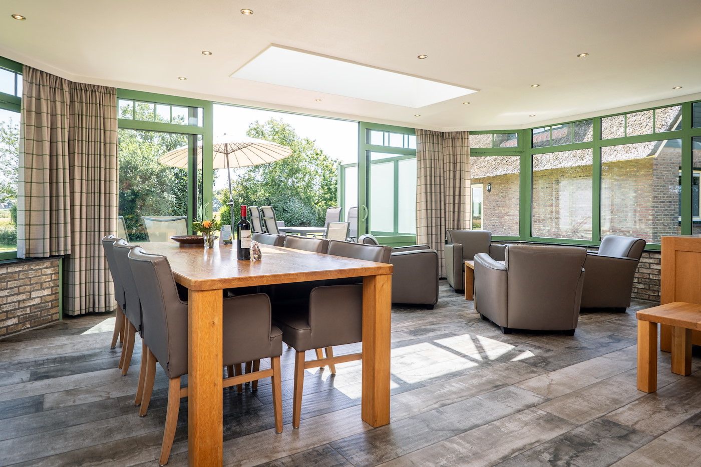 Guest house 0102965 - Holiday property Texel - Het Buitenhof villa 53 met serre