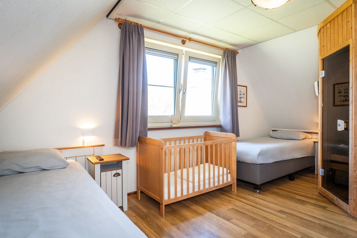 Guest house 0102965 - Holiday property Texel - Het Buitenhof villa 53 met serre