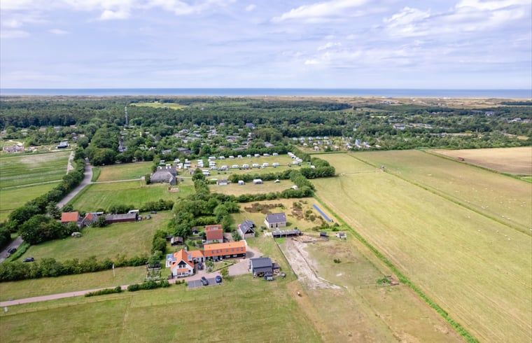 Blick auf die Umgebung von Cottage in Den Burg, Texel, Ferienhaus auf den Watteninseln.