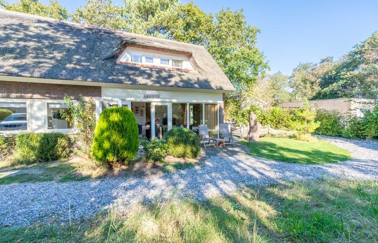Charmanter Eingang zum Ferienhaus in Den Burg, Texel, Ferienhaus in gruener Umgebung.