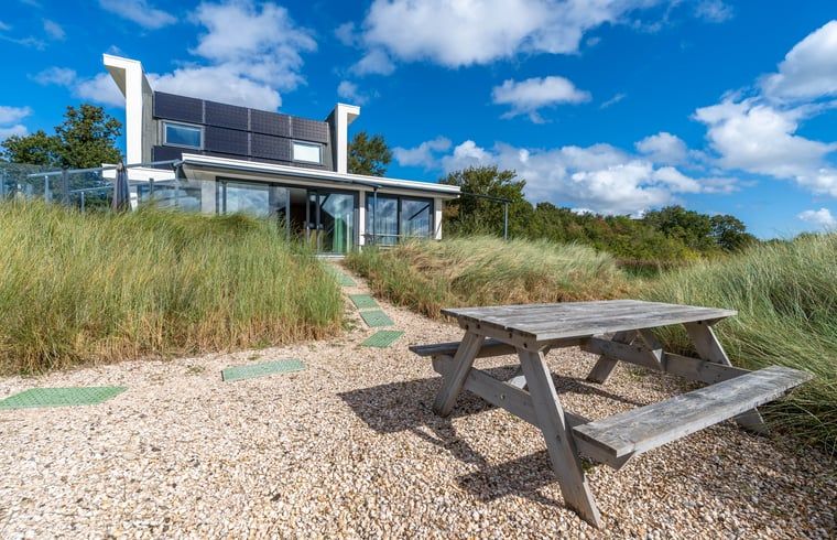 Guest house 0104155 - Holiday property Texel - Vakantiehuisje in Den Burg