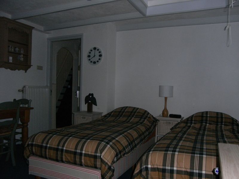Guest house 0104202 - Holiday property Texel - B&B 't Waalderhofje - Driepersoons kamer met gedeelde