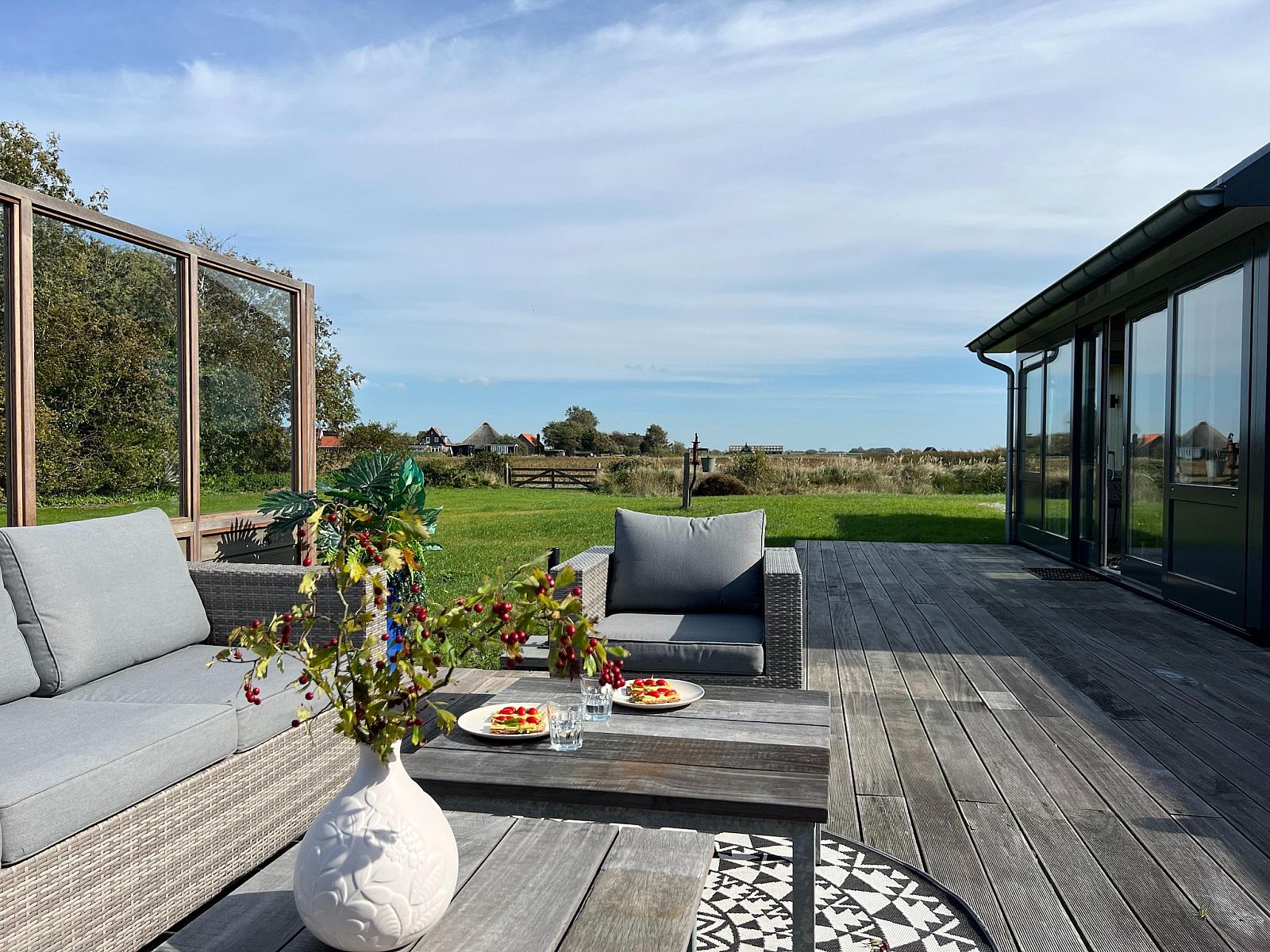 Guest house 010561 - Holiday property Texel - 't Veldje