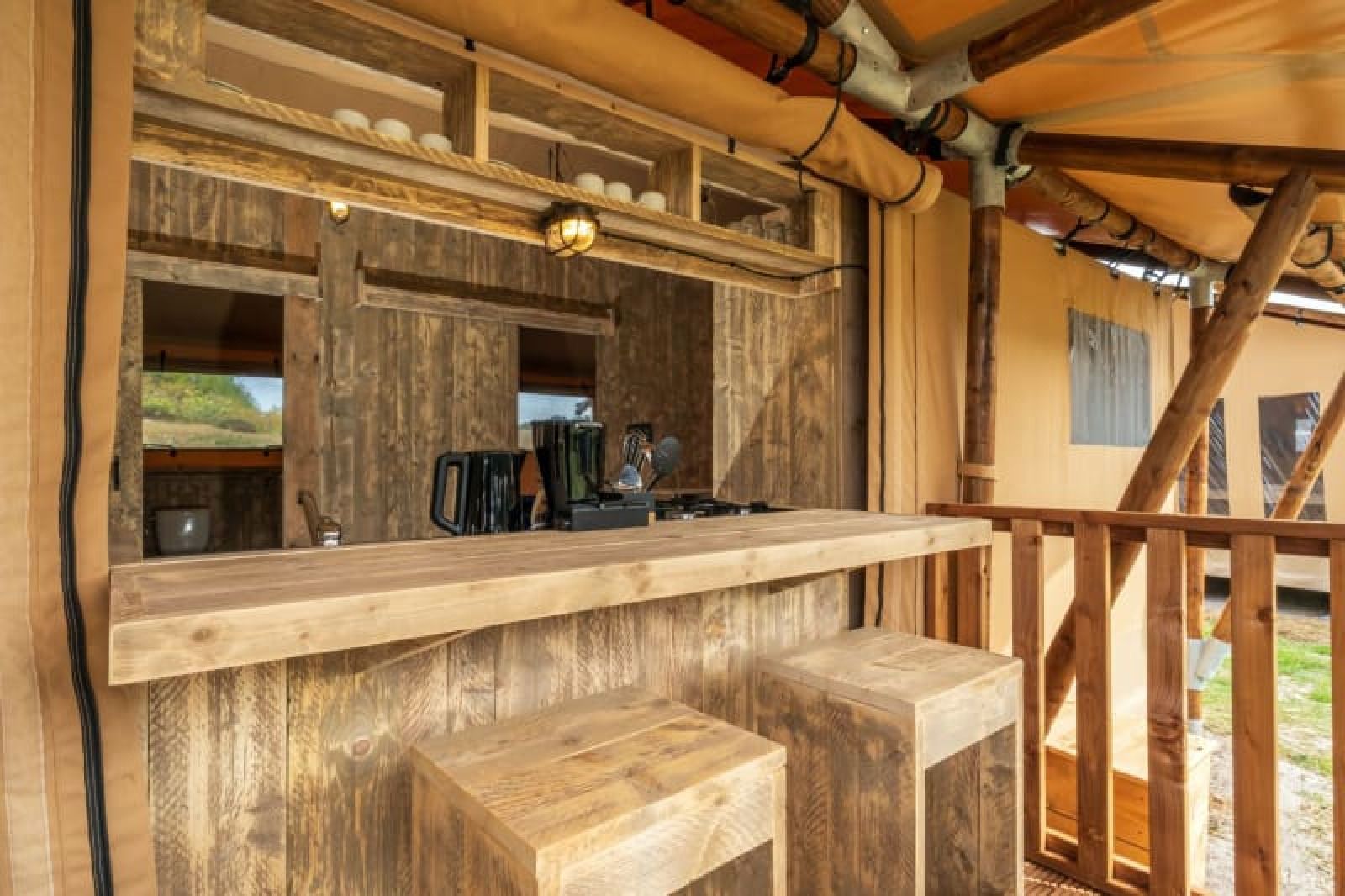 Guest house 010599 - Holiday property Texel - Safari Lodge