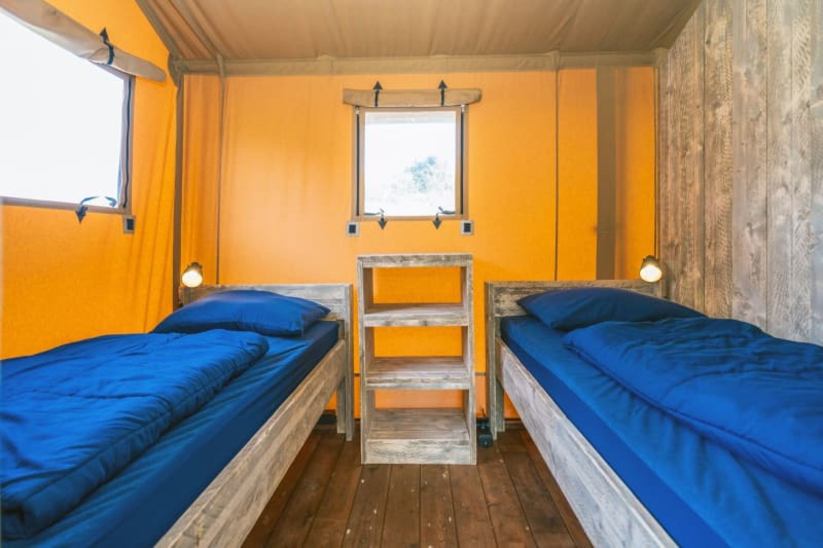Guest house 010599 - Holiday property Texel - Safari Lodge