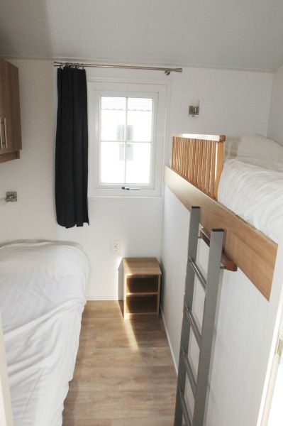 Kinderzimmer mit Etagenbett in Villetta Ferienhaus fuer 6 Personen, De Dennen, Texel.