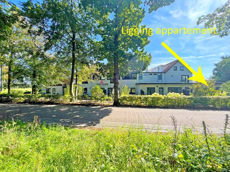 Location of Apartment Bos en Duin 04, De Dennen, Texel surrounded by beautiful nature and trees.