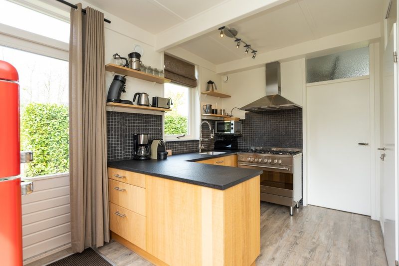 Guest house 0113251 - Holiday property Texel - Bungalowpark 't Luwe Land - 13A - De Kwartel