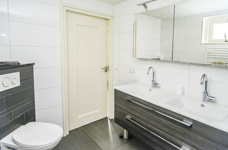 Stilvolles Badezimmer im Ferienhaus Gortersmient 222, Bungalowpark Gortersmient, De Dennen, Texel.