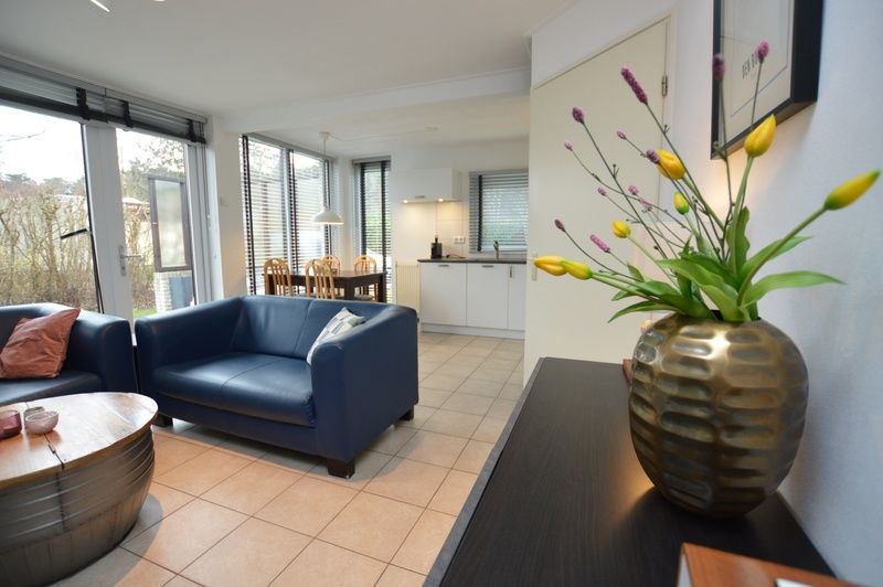 Gemuetliche Einrichtung im Ferienhaus de Parel 244, De Dennen, Texel mit modernen Annehmlichkeiten auf den Watteninseln.