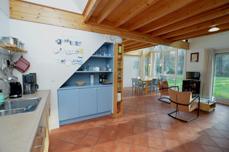 Open keuken en woonkamer in Monnikenweg 11, De Dennen, Texel.