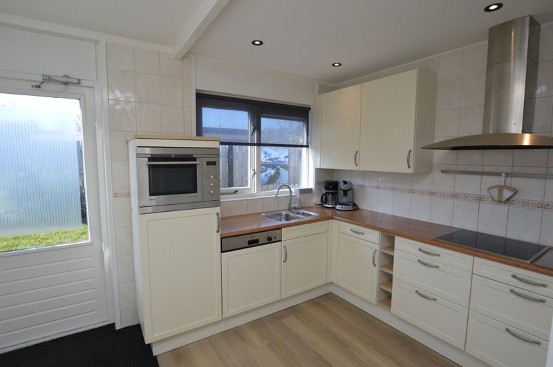 Guest house 011386 - Holiday property Texel - Bungalowpark 't Luwe Land - Bungalow 13c