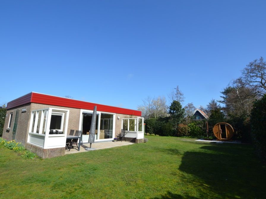 Tempelierweg 27 - Matranos, vakantiehuis in De Dennen, Texel met ruime tuin en sauna.