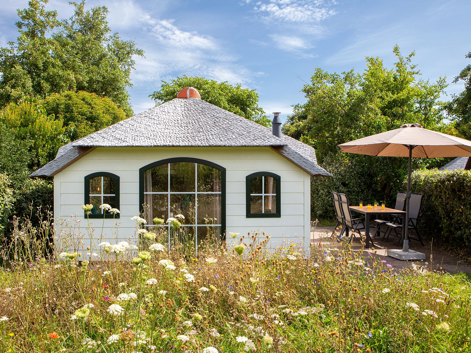 Guest house 030917 - Bungalow Terschelling - Schuttersbos | 2-4-persoons cottage | 2-4B