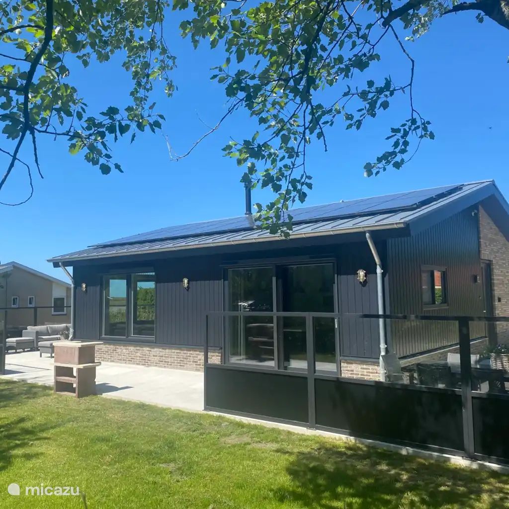 Guest house 040148 - Holiday property Ameland - Panda
