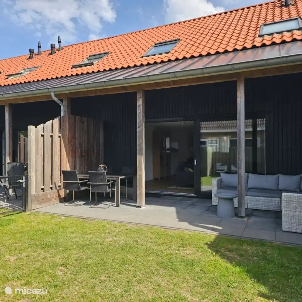 Guest house 040255 - Holiday property Ameland - Strandplevier
