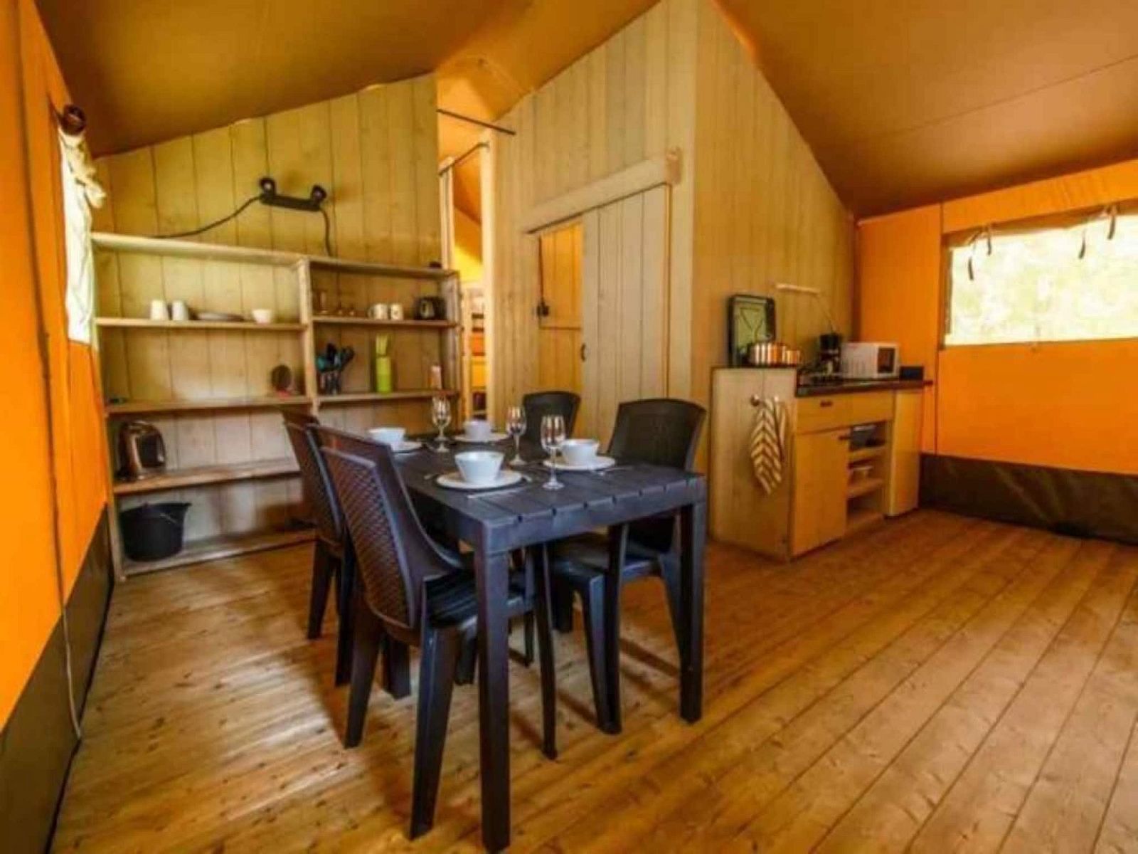 Unterkunft 0403125 - Ferienhaus Ameland - Luxe safaritent op Ameland