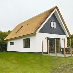Charmantes Ferienhaus De Postschipper in De Cocksdorp mit moderner Architektur auf Texel.