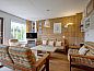 Guest house 0101206 • Holiday property Texel • Vakantiehuis Slufterhoek 072  • 2 of 11