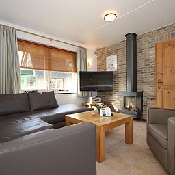Gemuetliches Wohnzimmer in Villa De Witte Hoek Wintergarten haustierfrei, Ferienhaus in De Cocksdorp, Texel.