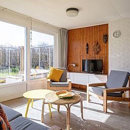Gemuetliche Sitzecke im Ferienhaus Slufteroord 292, Bungalowpark Slufteroord, De Cocksdorp, Texel.