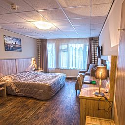Guest house 01021030 - Holiday property Texel - Comfortkamer met balkon