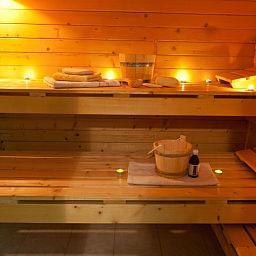 Relax in the luxurious sauna of Villa 5, De Koog, Texel, and enjoy a soothing wellness experience.